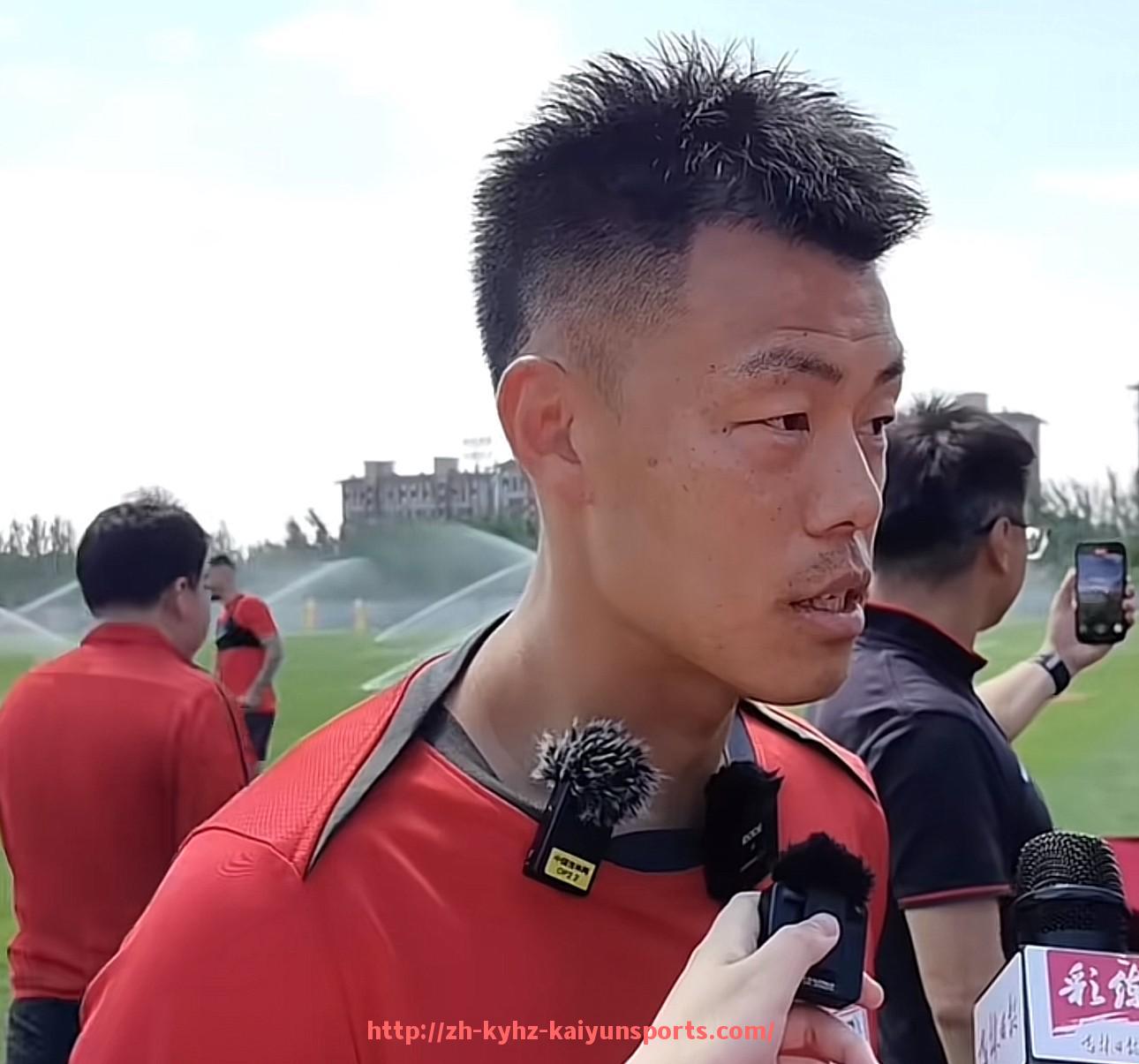 ky开云-法甲顶级球队比赛精彩瞬间及技战术表现总结